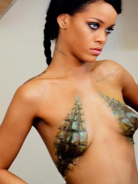 Rihanna: Animalistic and Topless in New Music Video