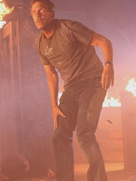Extra Scoop: 'House' Finale... Does Dr. House Live or Die?