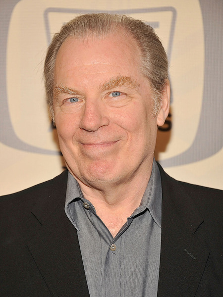 Extra Scoop: Pic of Michael McKean after Being Hit by Car