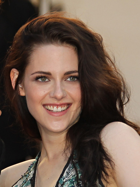 Kristen Stewart on 'Snow White' Role: ‘Not Just Ball-Busting Action’