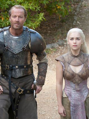 Extra Scoop: 'GoT' Recap -- War Wounds, Warlocks and White Walkers