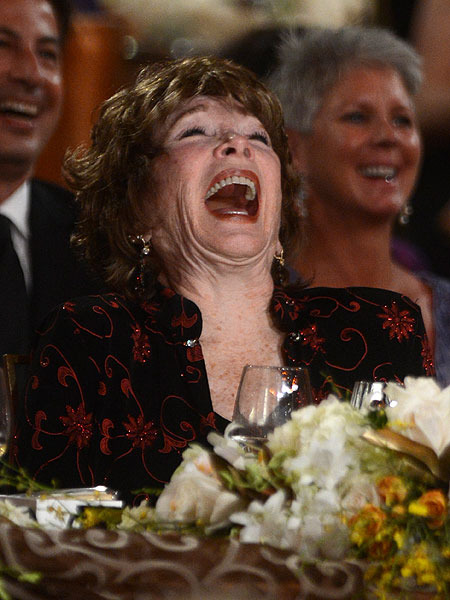 'Extra' with Shirley MacLaine for AFI Life Achievement Award