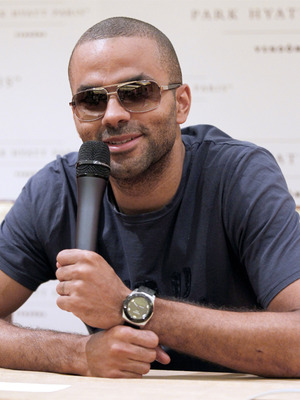 Extra Scoop: Tony Parker Injured in Chris Brown/Drake Bar Brawl