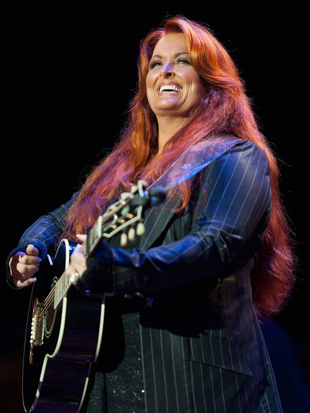 Wynonna Judd Gets Hitched!