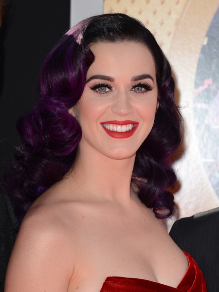Katy Perry on Dating: 'Funny Always Wins for Me' 