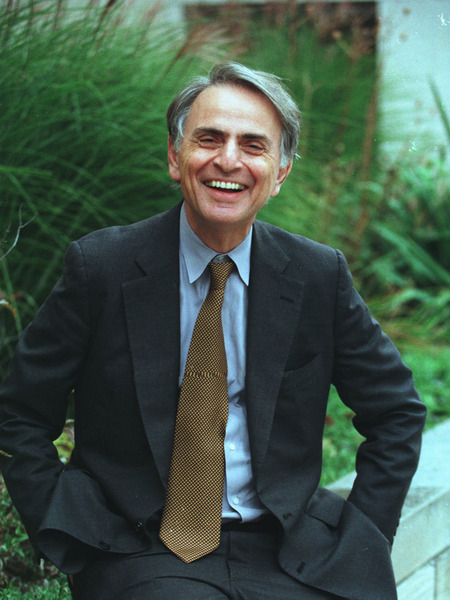Extra Scoop: Carl Sagan Papers Donated by ‘Family Guy’ Creator