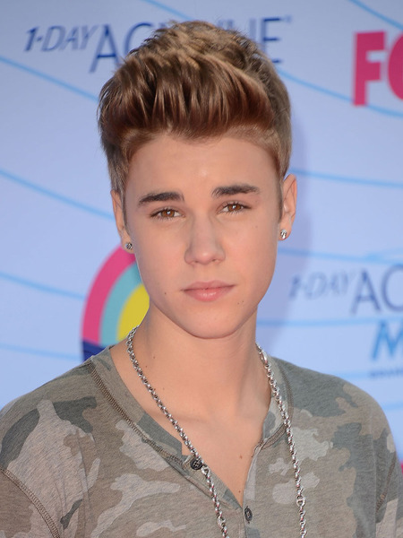 Paparazzo Charged in Justin Bieber Freeway Chase