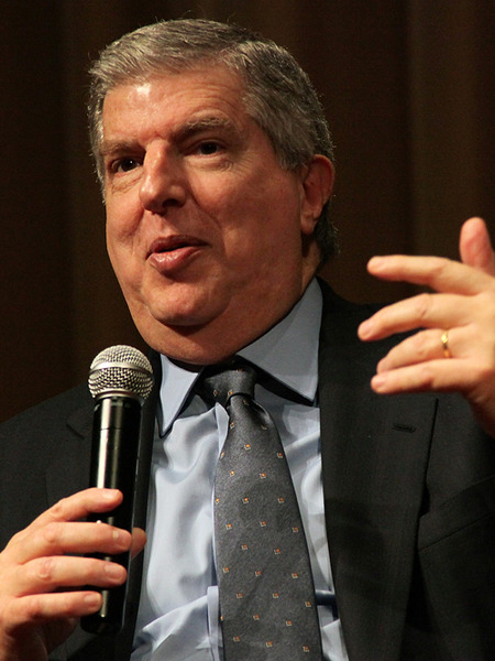 Oscar-Winning Composer Marvin Hamlisch Dies at 68