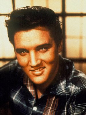 Extra Scoop: Remembering Elvis on 35th Anniversary of His Death