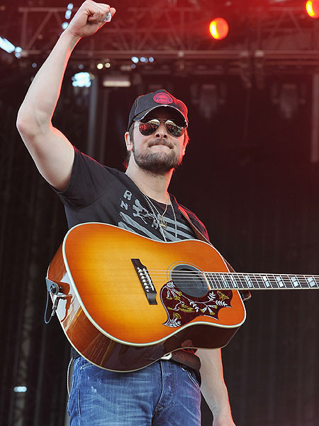 Eric Church Tops 2012 CMA Nominations