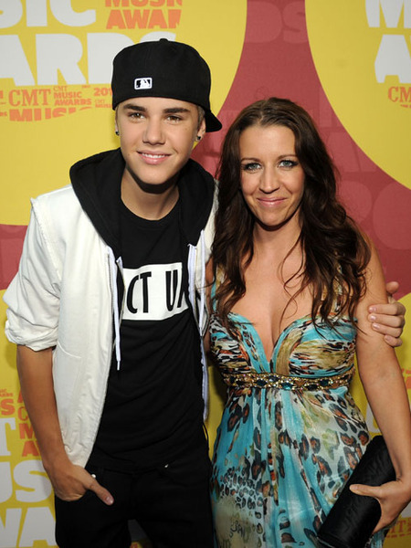 Justin Bieber’s Mom Reveals Sexual Abuse in New Book