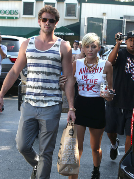 Liam Hemsworth Wants Miley Cyrus to Quit Twitter?