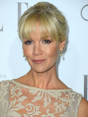 Extra Scoop: Does Jennie Garth Have a New Man?