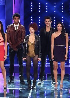 Extra Scoop: 'The Voice' Knocks Out More Contestants in Round Two