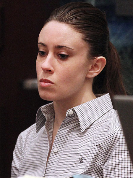 Casey Anthony Comes Out of Hiding… for Hot Wings?