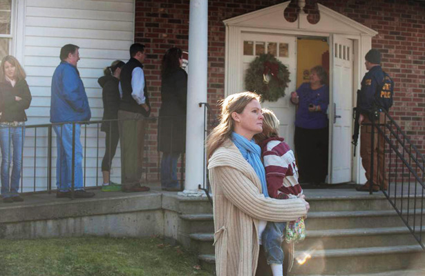 Connecticut Elementary School Shooting Leaves 27 Dead