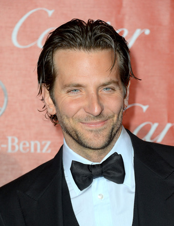 Bradley Cooper, Ben Affleck Fly Solo at Palm Springs Film Festival