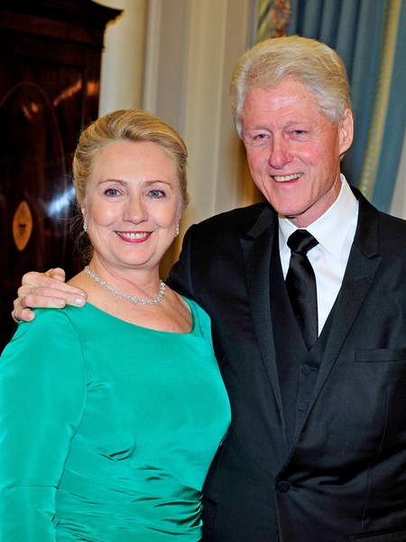 Video! Hillary Clinton Talks Fashion on the 2008 Campaign Trail