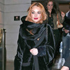  Lindsay Lohan Claims She’s Too Sick to Show Up to Court
