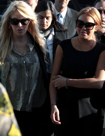 Rumor Control: Lindsay and Dina Lohan Facing Foreclosure?