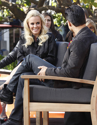Jenny McCarthy on Looking Fit for Photo Shoots: ‘The Soup Diet’
