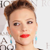  Is Scarlett Johansson Showing Off an Engagement Ring?
