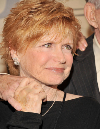 ‘Extra’ Remembers Bonnie Franklin