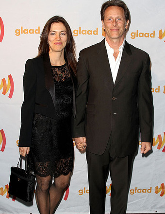 Steven Weber and Wife to Divorce