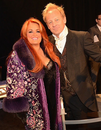Wynonna Judd’s Husband Walking Again After Leg Amputation
