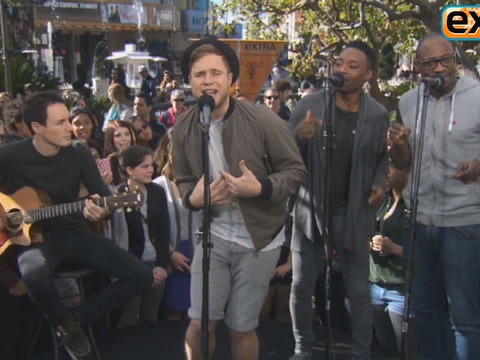 Video! Olly Murs Performs at The Grove