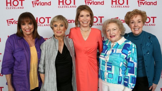 It’s a ‘Mary Tyler Moore’ Cast Reunion!