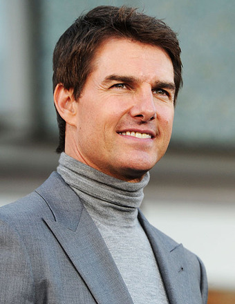 Tom Cruise on Death-Defying Stunts in ‘Oblivion’