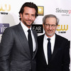  Steven Spielberg Sets Sights on 'American Sniper'
