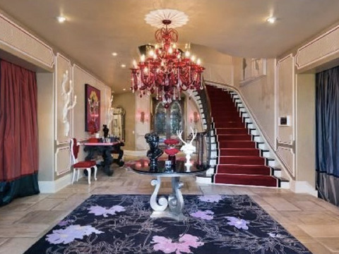 How Much? Christina Aguilera Finally Sells 'Osbournes' Mansion
