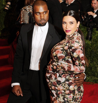 Kanye West Serenades Kim Kardashian: 'You're So Awesome'