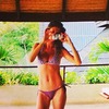 Gisele Bundchen Shows Off Her Perfect Bikini Body