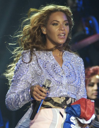 Beyoncé Cancels Show, Cites Dehydration and Exhaustion