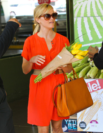 Reese Witherspoon picked up some flowers and a few groceries at Whole Foods in Westwood on Wednesday.