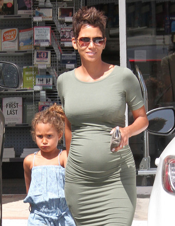 Halle Berry took daughter Nahla to take her passport photo at a FedEx in Los Angeles.
