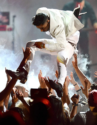 Miguel Says He Was Not Warned by Producers Not to Jump
