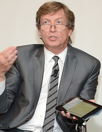 Nigel Lythgoe Tweets He Was ‘Fired’ from ‘American Idol’