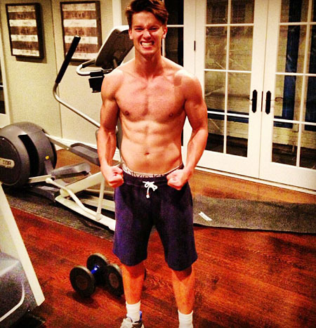 Pic! Patrick Schwarzenegger is Pumped Up