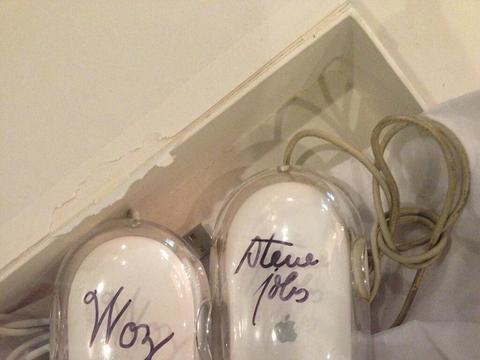 Pic! Kim Kardashian's Father's Day Gift for Kanye West
