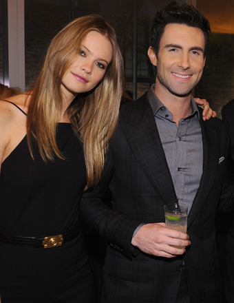 Adam Levine Engaged! Model Fiancée Celebrates by Posing in Undies?