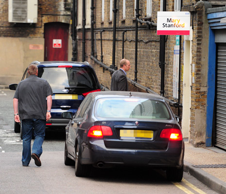 Kate-Middleton-Convoy