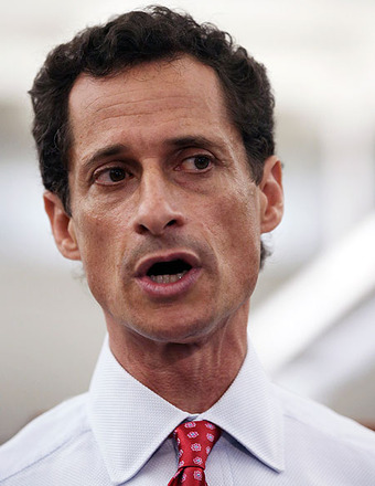 Anthony Weiner Admits to Sexting... Again