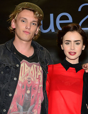 Report: Jamie Campbell Bower and Lily Collins Split