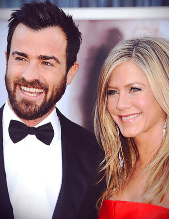 Jennifer Aniston Throws Birthday Bash for Justin Theroux