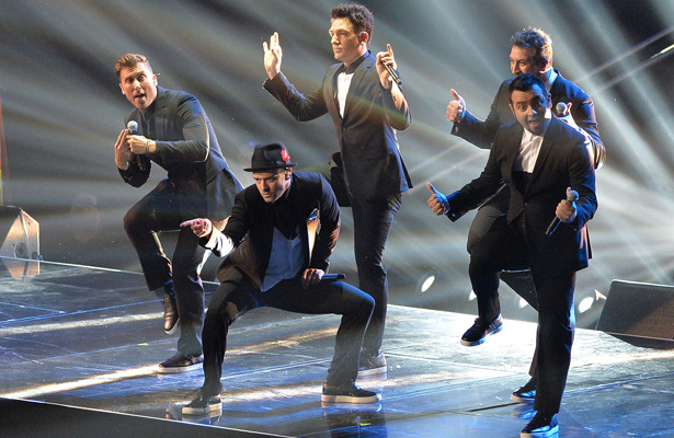 Video! Justin Timberlake and 'N Sync Reunite at the MTV VMAs