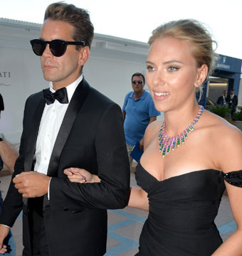 Scarlett Johansson Engaged: 5 Facts About Fiancé Romain Dauriac